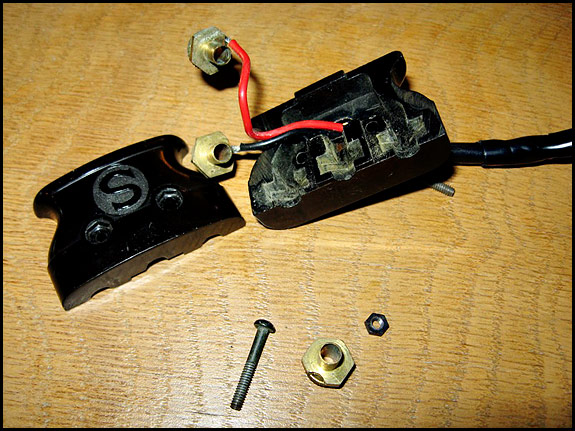 Copy of vintage Singer motor lead connector